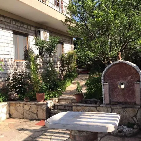 Korado Apartment *